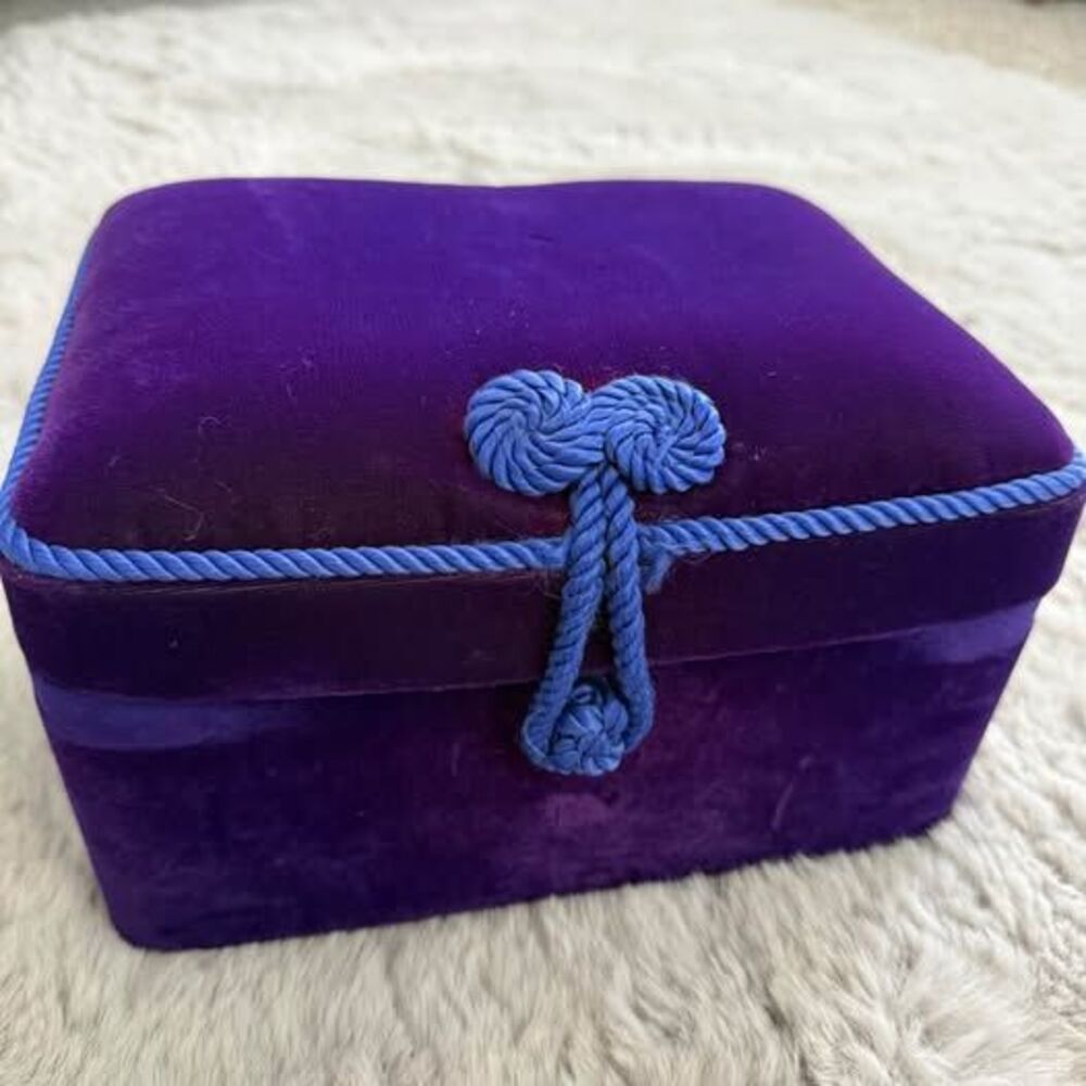Vintage 1999 Rich's Department Store Purple Velvet Keepsake Souvenir Memorabilia